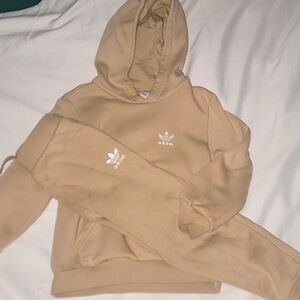 Unisex kids Adidas sweat suit